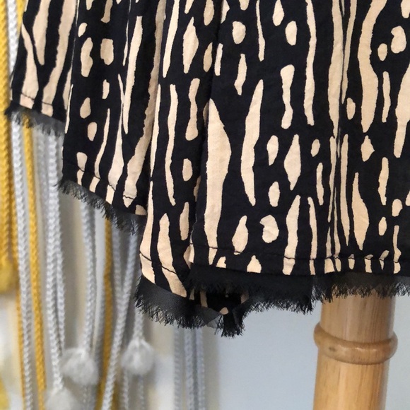 Silence + Noise Tunic - Picture 4 of 4